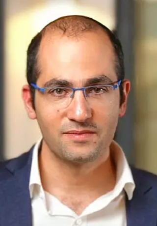 אבי זדה
